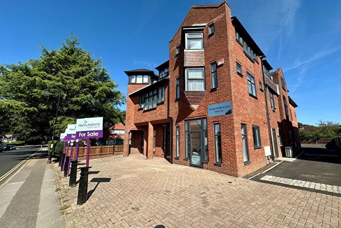 2 Bedroom Flat To Rent In Flat Marlborough House, Headley Road, Grayshott, GU26