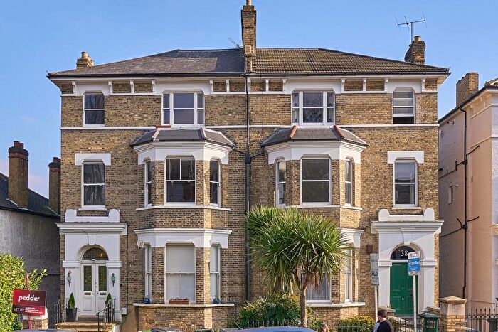 4 Bedroom Apartment To Rent In Anerley Park, Anerley, London, SE20