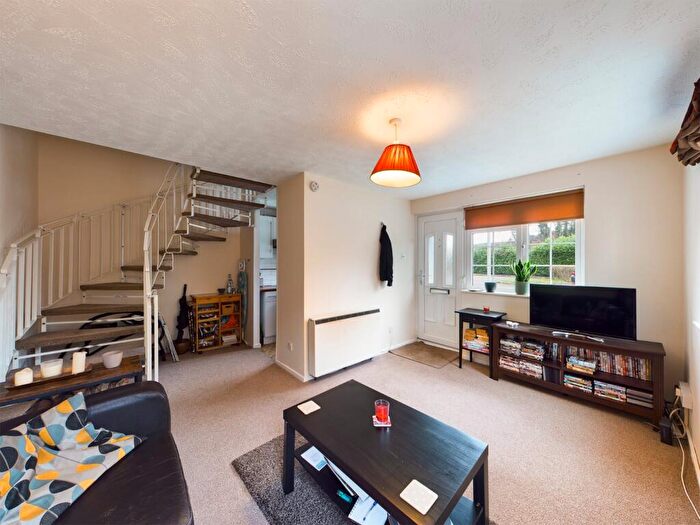 1 Bedroom Semi-Detached House To Rent In Ebourne Close, Kenilworth, Warwickshire, CV8