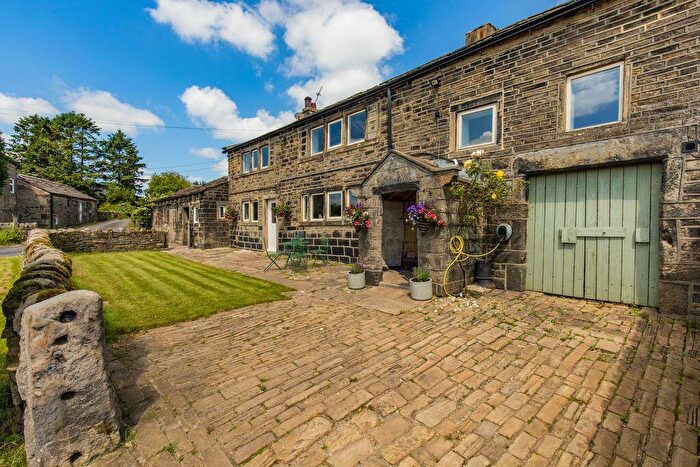 5 Bedroom Farm House For Sale In Lower Han Royd, Height Road, Midgley, HX2