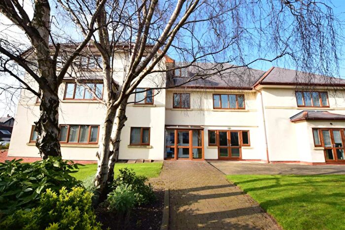 2 Bedroom Apartment To Rent In The Warren, Grove Road, Wallasey, CH45