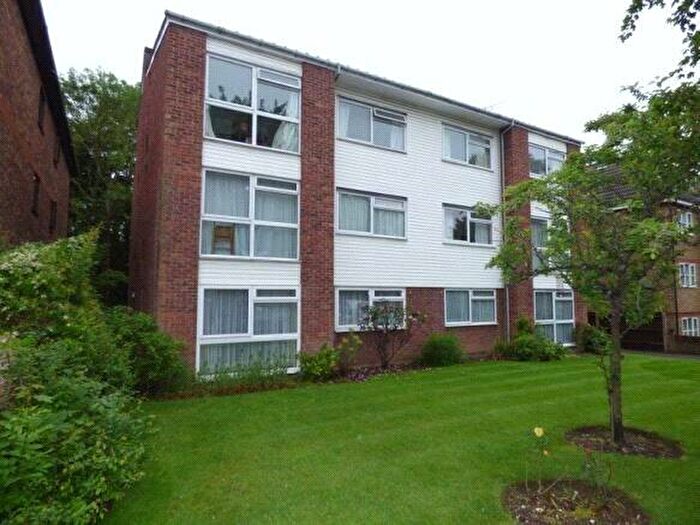 1 Bedroom Apartment To Rent In Clare Court, Overton Road, Sutton, Surrey, SM2