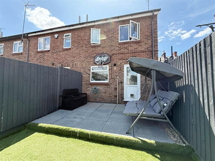 2 Bedroom Terraced House For Sale In Cavendish Road, Aylestone, LE2