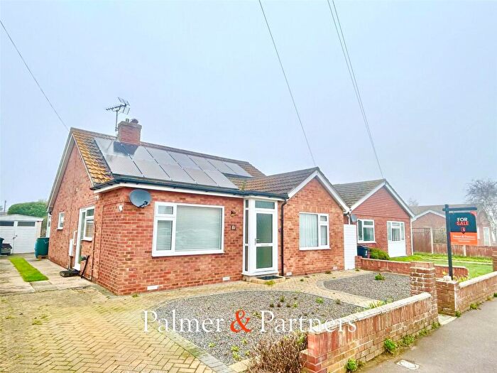 2 Bedroom Bungalow For Sale In Madeira Road, Holland-on-Sea, Clacton-on-Sea, Essex, CO15