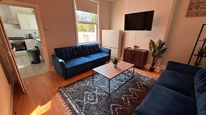 1 Bedroom Terraced House To Rent In Claypole Road, NG7