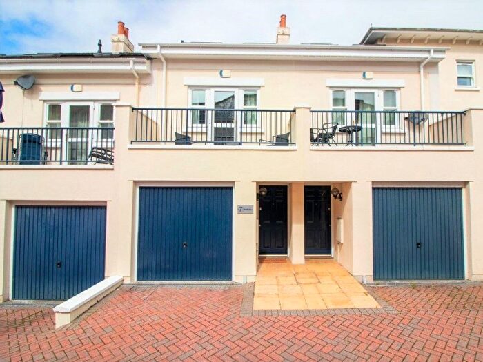 3 Bedroom Terraced House To Rent In Lisburne Place, Lisburne Square, Torquay, TQ1