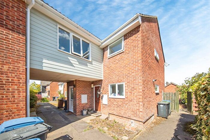2 Bedroom Maisonette For Sale In Howe Way, Acton, Sudbury, CO10