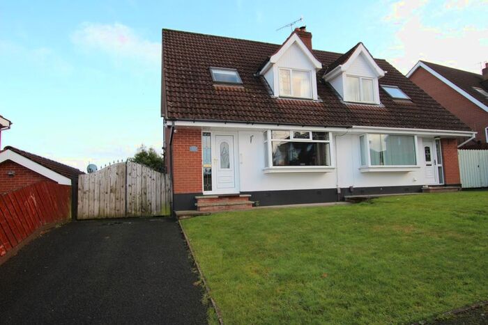 3 Bedroom Semi-Detached House For Sale In Hollybrook Avenue, Newtownabbey, County Antrim, BT36