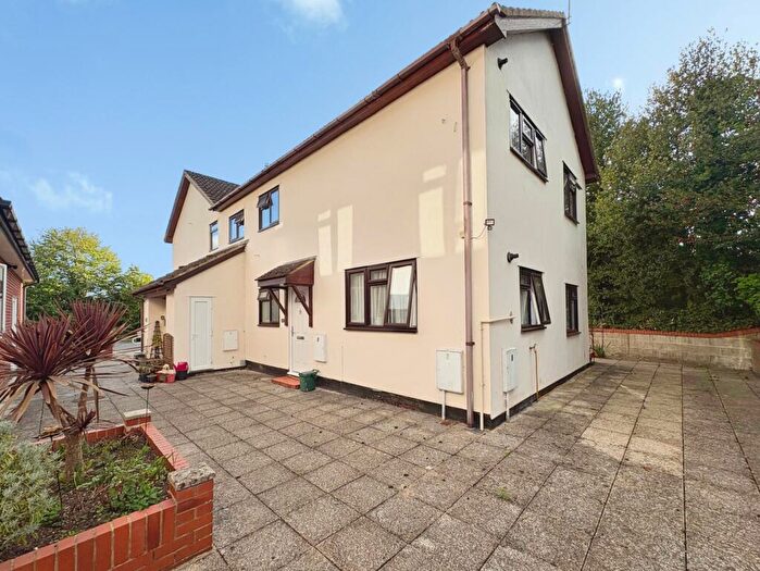 1 Bedroom Retirement Property For Sale In Ashbourne Close, Ash, Surrey, GU12