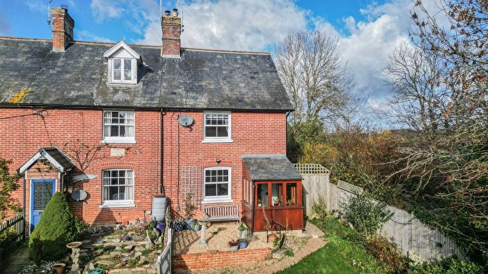 2 Bedroom End Terrace House For Sale In High Street, Etchingham, TN19