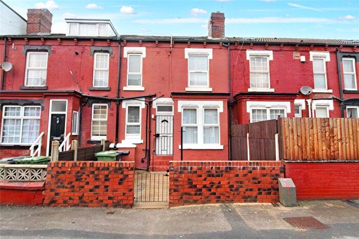 2 Bedroom Terraced House To Rent In Sutherland Terrace, Leeds, West Yorkshire, LS9