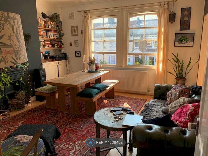 2 Bedroom Flat To Rent In Alexandra Road, London, N8