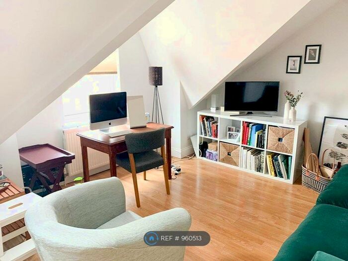 1 Bedroom Flat To Rent In London, London, N19