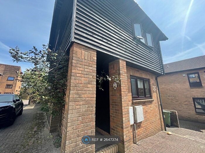 2 Bedroom Detached House To Rent In Llys Dyfodwg, Talbot Green, Pontyclun, CF72