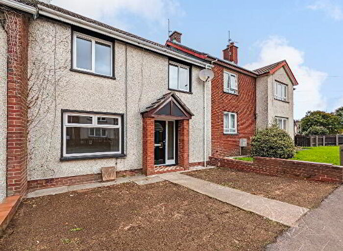 3 Bedroom Mid Terraced House To Rent In Drumlin Drive, Lurgan, BT66