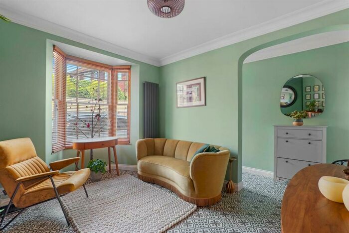 3 Bedroom Terraced House For Sale In Woodbine Street, Leamington Spa, CV32