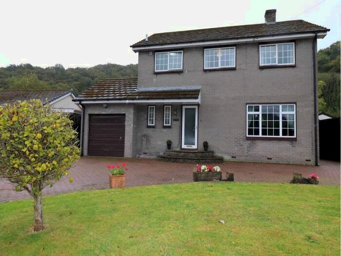 4 Bedroom Property For Sale In Pentre Llyn, Llanilar, Aberystwyth, SY23