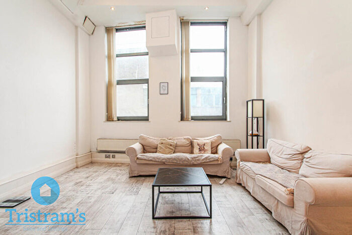 2 Bedroom Apartment To Rent In Crusader House, Nottingham, NG1