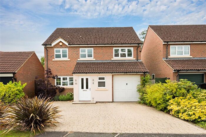 4 Bedroom Detached House To Rent In Furnival Close, Virginia Water, Surrey, GU25