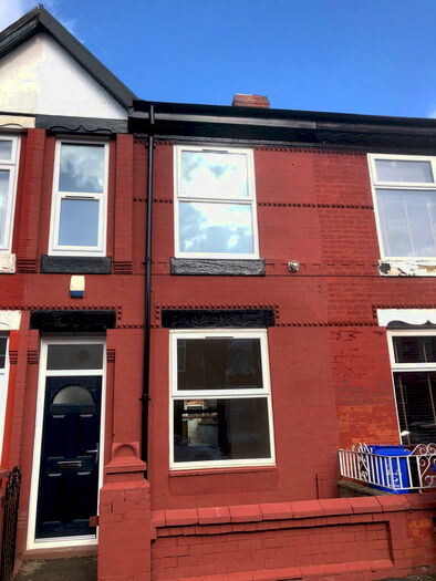2 Bedroom Terraced House To Rent In Horton Road, Manchester, M14