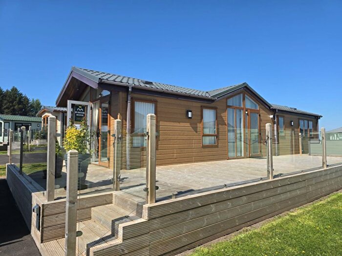 2 Bedroom Mobile/park Home For Sale In Cockermouth, CA13