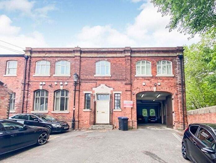 2 Bedroom Flat To Rent In Key Hill Drive, Birmingham, B18