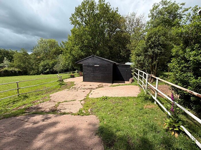 Farm For Sale In Shut Mill Lane, Halesowen, B62