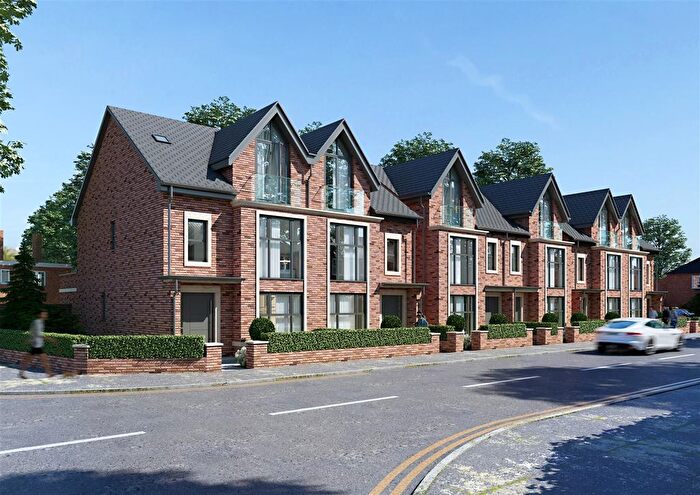 4 Bedroom Semi-detached House For Sale In Park View, Delamere Road, Flixton, Trafford, M41