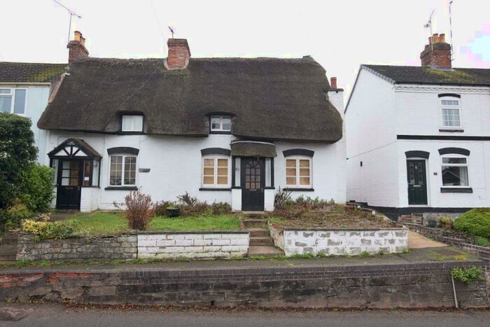 3 Bedroom Cottage To Rent In Banbury Road Southam, CV47