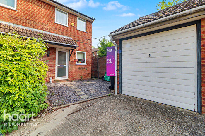 2 Bedroom Semi-Detached House For Sale In Scardale, Heelands, MK13