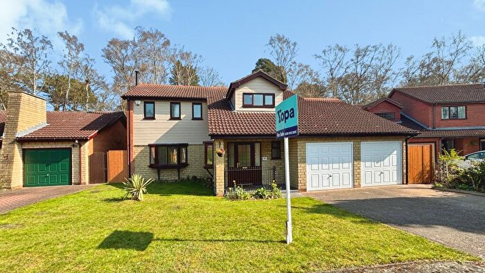 4 Bedroom Detached House For Sale In Shearwater Road, Lincoln, LN6