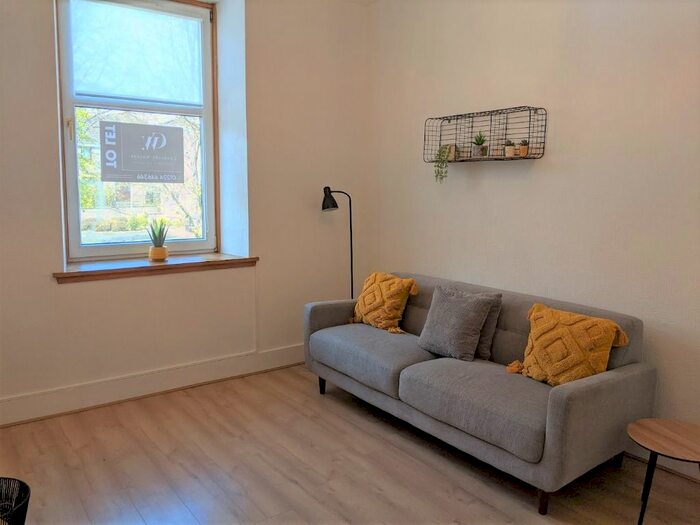 1 Bedroom Flat To Rent In Baker Street, Rosemount, Aberdeen, AB25