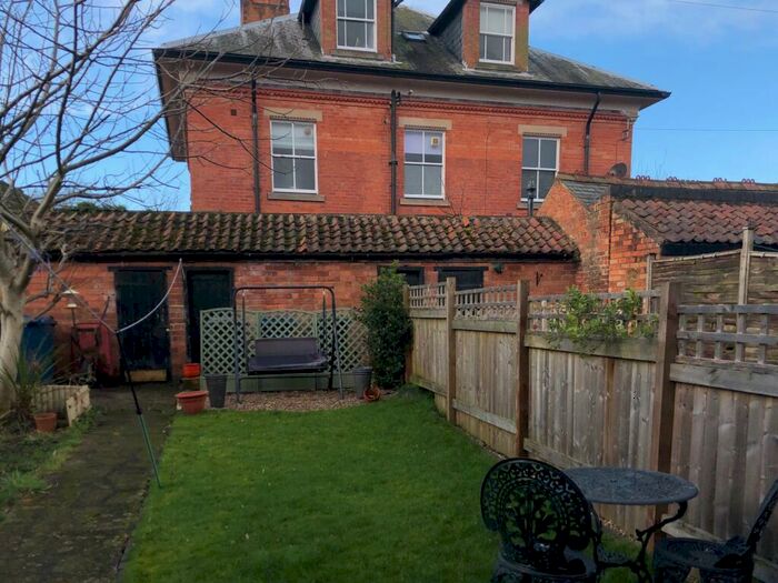 2 Bedroom Cottage To Rent In Easthorpe Cottages, Ruddington Village, NG11