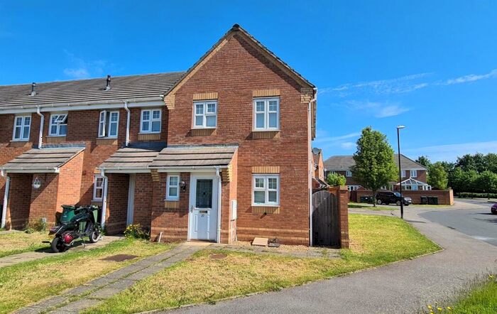 3 Bedroom End Of Terrace House To Rent In Kinlet Close, Daimler Green, Coventry, CV6