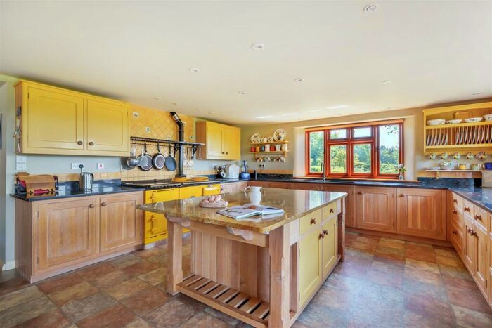 6 Bedroom Farm House For Sale In Cotleigh, Honiton, Devon, EX14