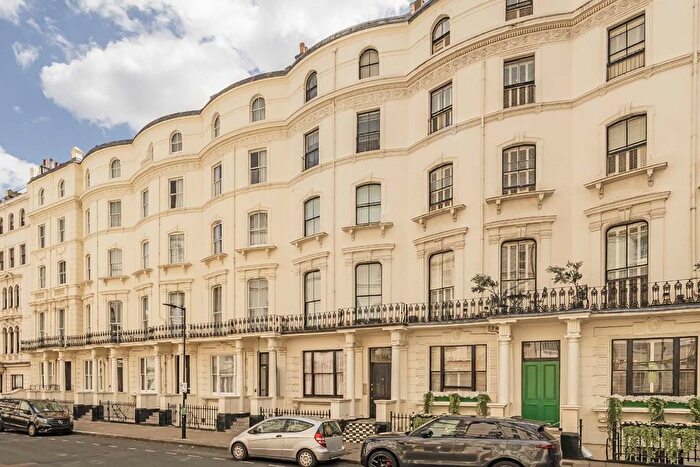1 Bedroom Flat For Sale In Princes Square, Notting Hill, W2