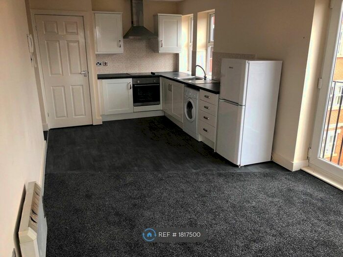 2 Bedroom Flat To Rent In King Edward Street, Normanton, WF6