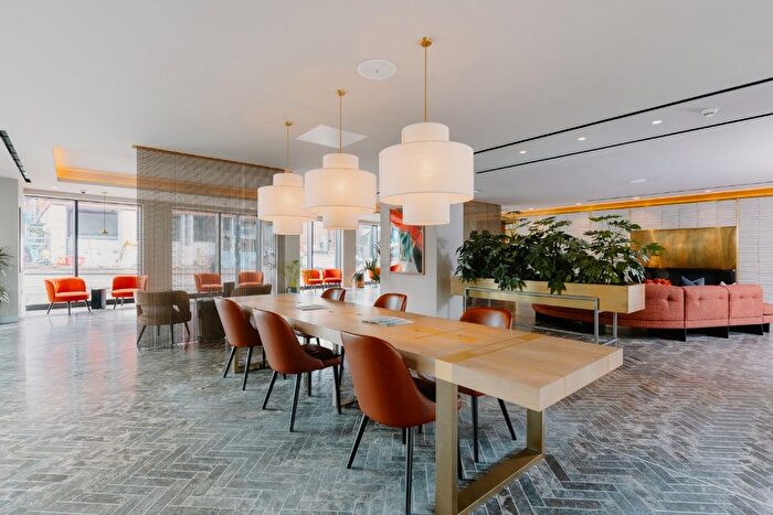 1 Bedroom Flat To Rent In Rochdale Road, Manchester, M4