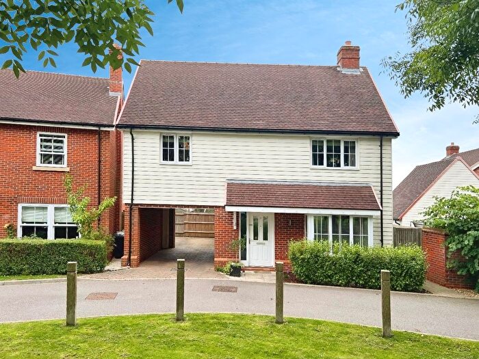 4 Bedroom Detached House For Sale In Wheatfields, Aldington, Ashford, TN25