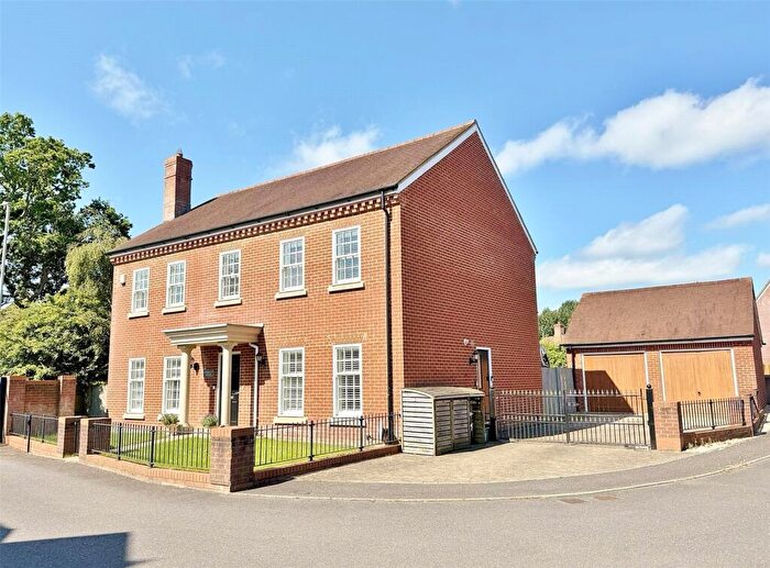 4 Bedroom Detached House For Sale In Coopers Lane, Verwood, Dorset, BH31