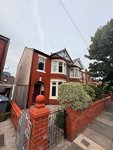 3 Bedroom Semi Detached House To Rent In Beechfield Avenue, Blackpool, FY3