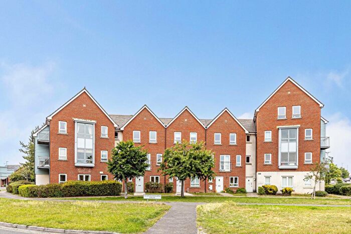4 Bedroom Town House For Sale In Ref: Re - Newfoundland Drive, Poole, BH15