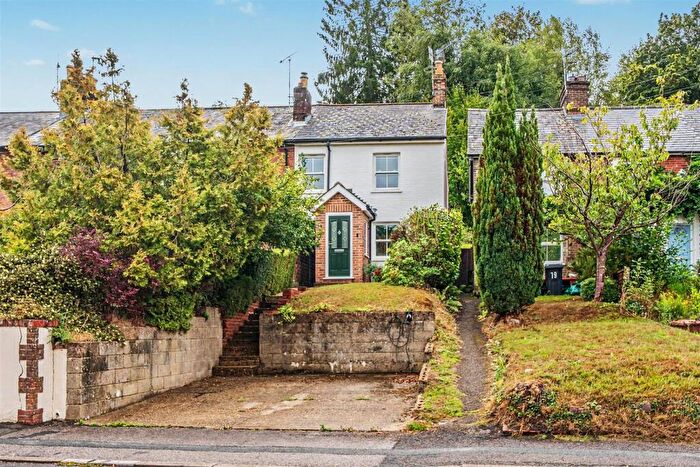 2 Bedroom End Of Terrace House For Sale In Kings Road, Haslemere, GU27