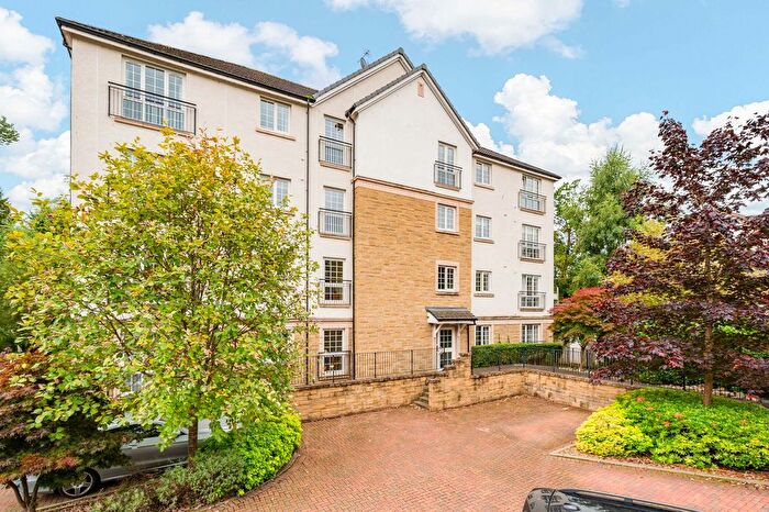 3 Bedroom Flat For Sale In Allan Walk Court, Bridge Of Allan, FK9