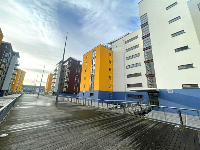 2 Bedroom Flat To Rent In Midway Quay, Eastbourne, BN23