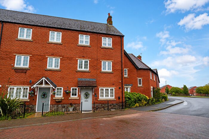 4 Bedroom End Of Terrace House For Sale In Empingham Drive, Syston, Leicestershire, LE7