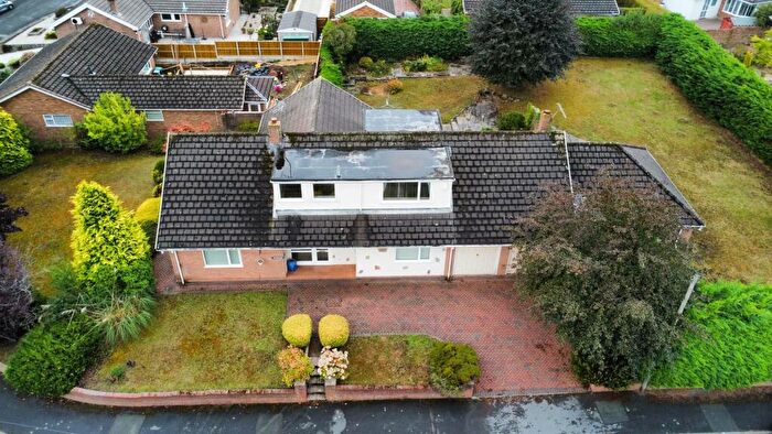 5 Bedroom Detached Bungalow For Sale In Glyn Avenue, Wrexham, LL12