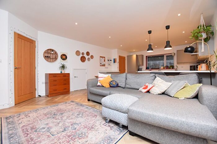 3 Bedroom Terraced House For Sale In Fox Close, Newquay, TR7