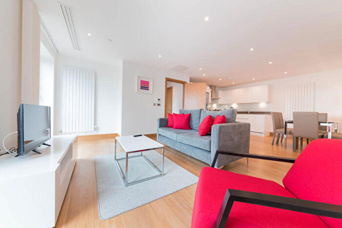 3 Bedroom Flat To Rent In Baltimore Wharf, Canary Wharf, E14