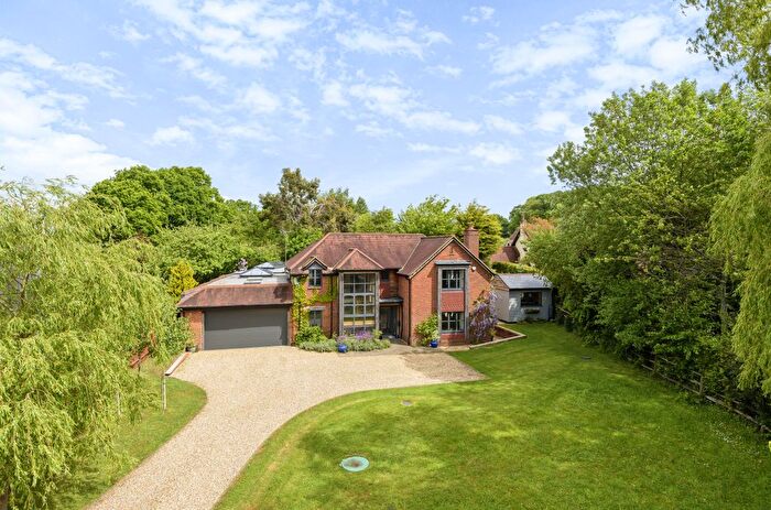 4 Bedroom Detached House For Sale In Newtown Road, Awbridge, Romsey, Hampshire, SO51
